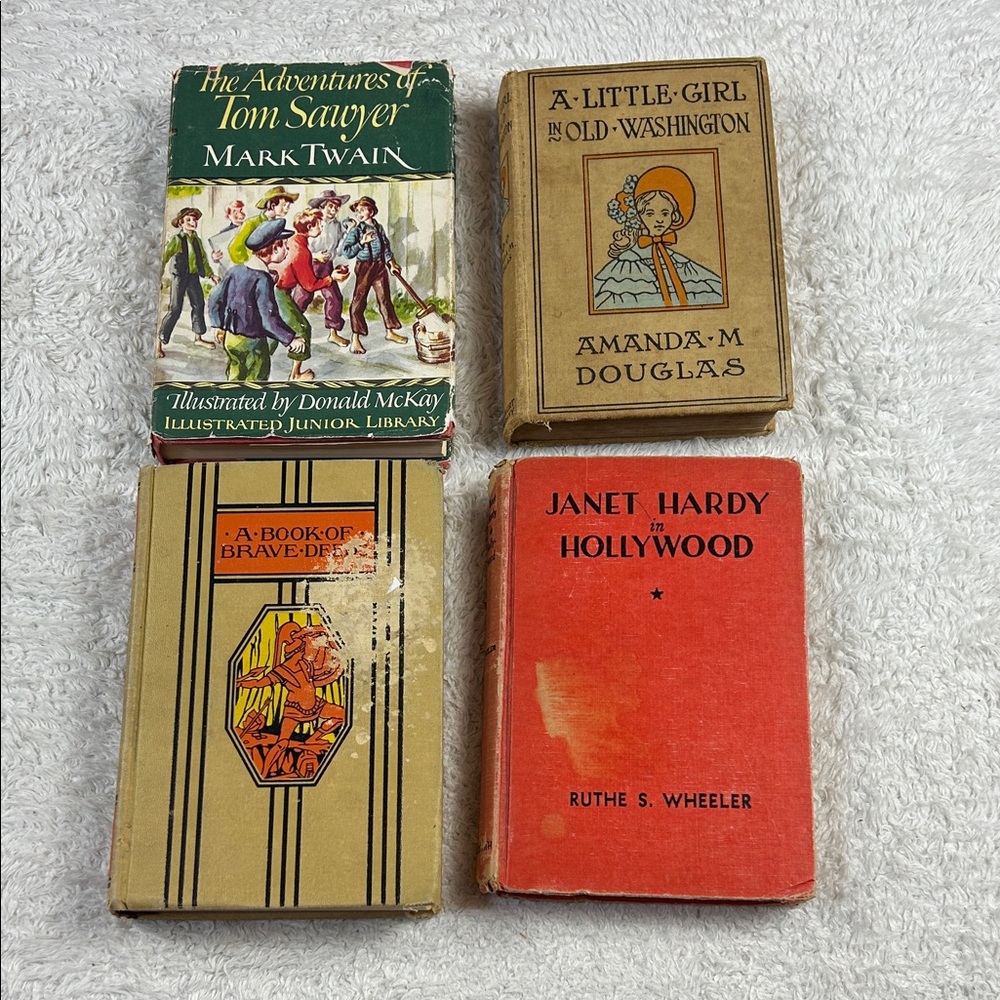 Vintage lot 4 novels - Tom Sawyer, Janet Hardy, Book of Brave Deeds 40s